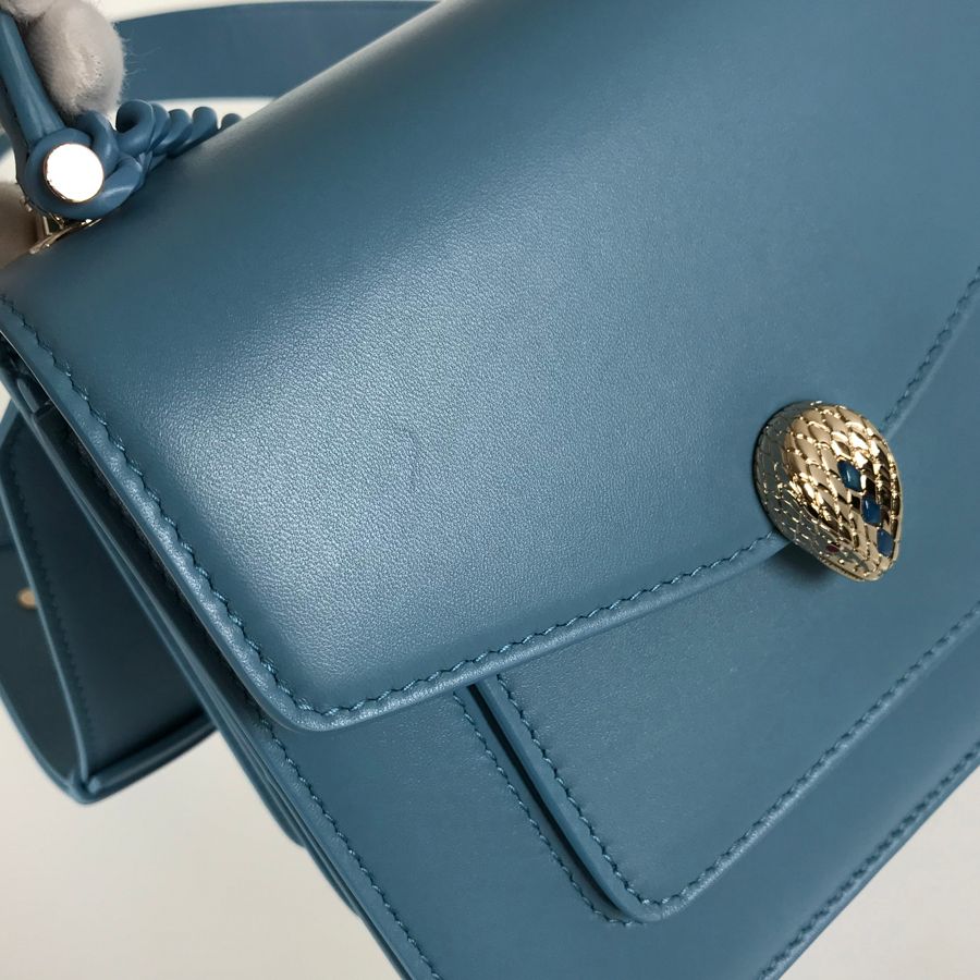 ブルガリ BVLGARI セルペンティ フォーエバー レザー