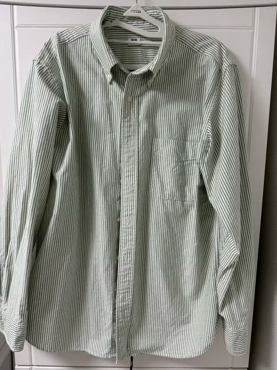 【雷市場（ポンジャン）商品韓国直送】UNIQLO(ユニクロ) オックスフォード シャツ ストライプ 緑 m 出品