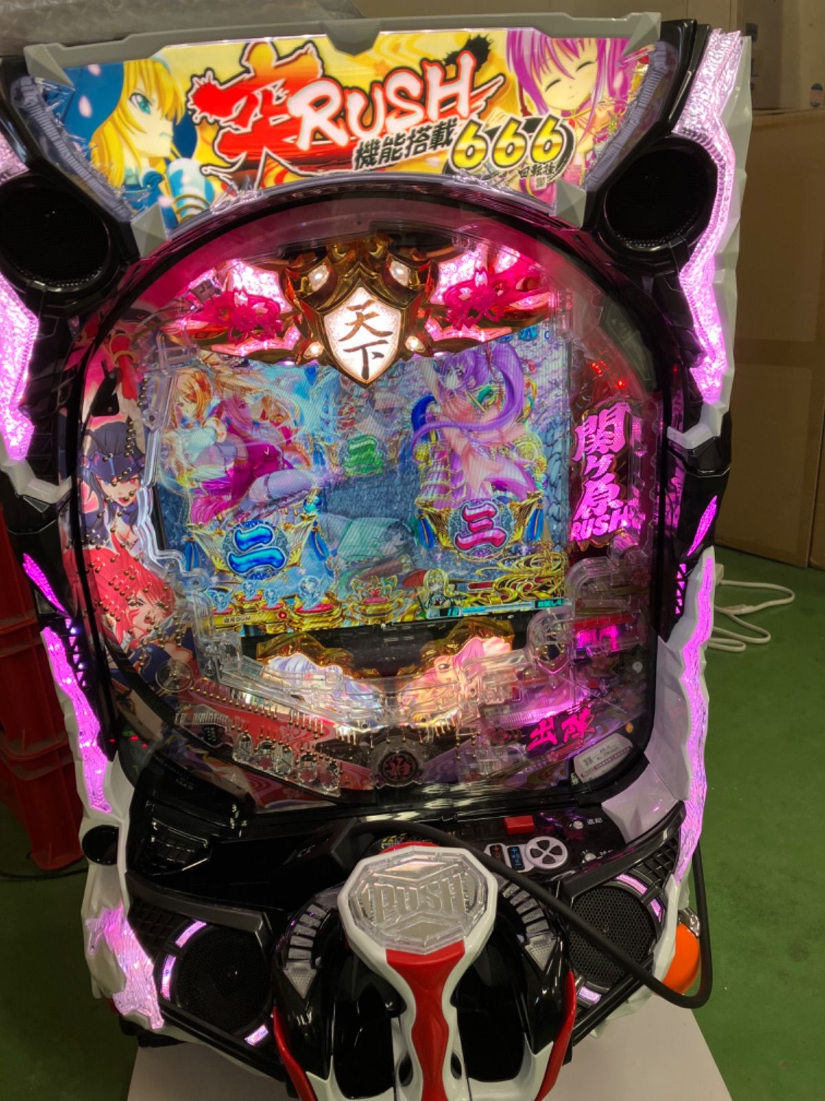 パチンコ実機 Pギルティクラウン2ME ライトミドル 通常時大当たり確率1