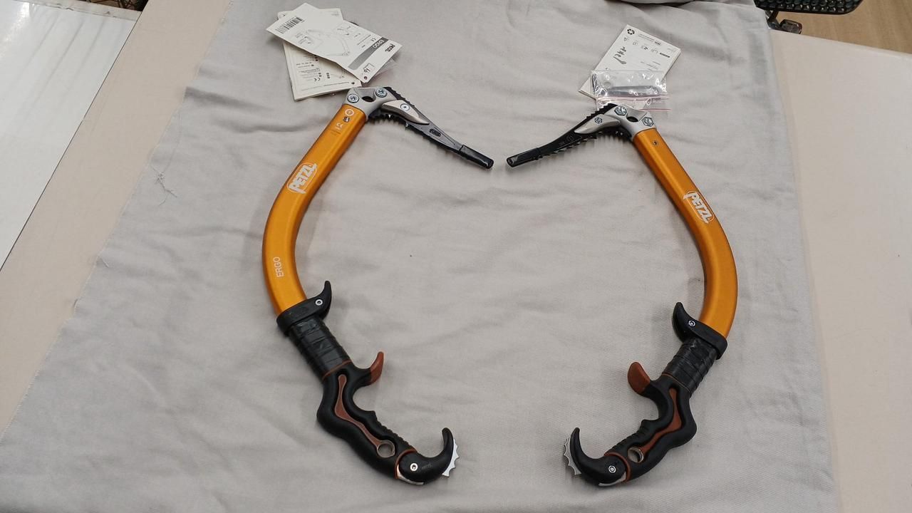 PETZL アイスアックルセット ERGO PETZL Ice Akkuru Set ERGO