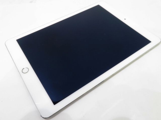 au iPad Air2 WiFi+Cellular 32GB シルバー MNVQ2J/A 本体のみ ※/利用