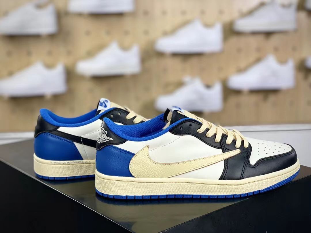 NIKE AIR JORDAN 1 LOW OG SP 【TRAVIS SCOTT × FRAGMENT】 dm7866-140