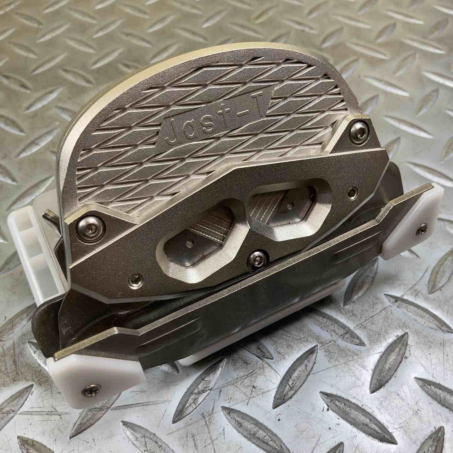 コスパが良い 東産機 コーナーカッター Jast-T ジャスティー 川崎店