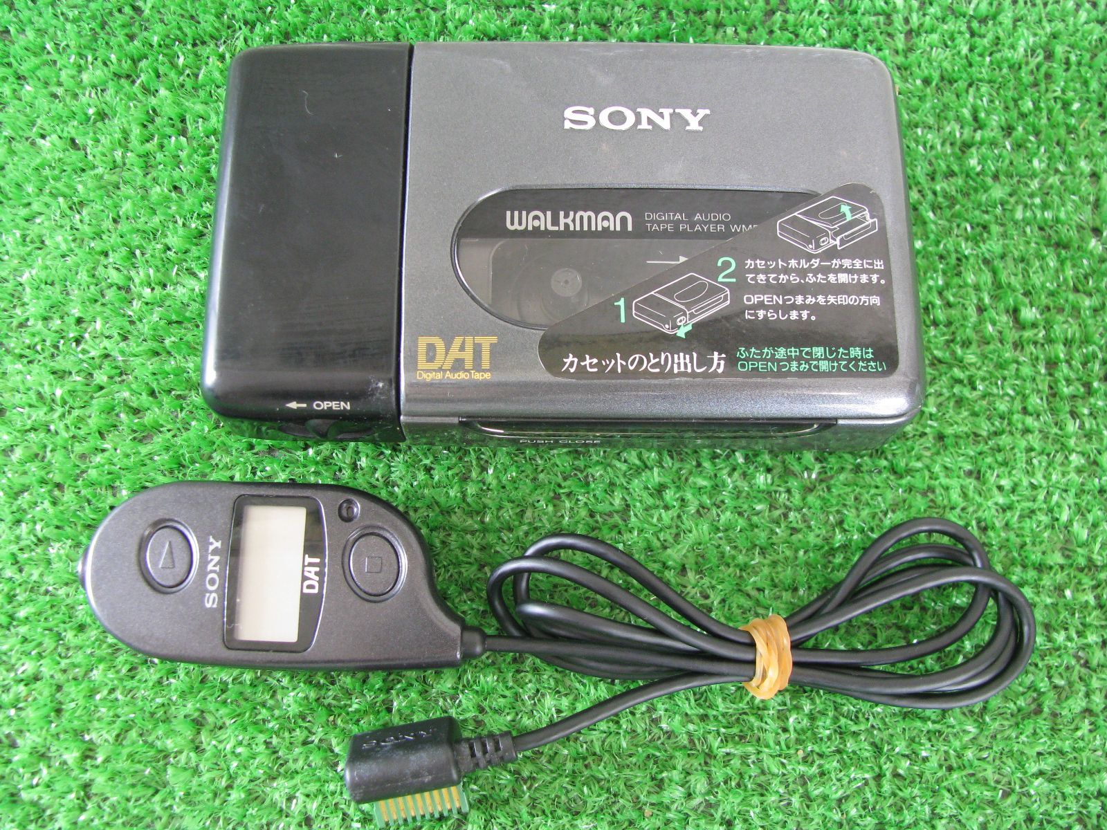 [専用出品]よう R1422】SONY DATウォークマン WMD-DT1 SONY walkman WMD-DT1