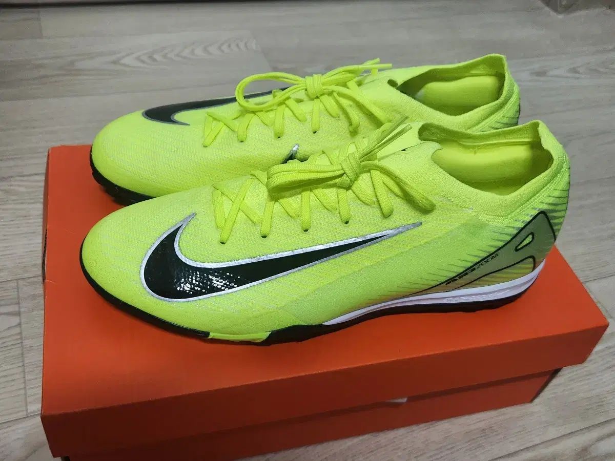 NIKE ナイキ ズーム マーキュリアル ヴェイパー 16 プロ TF ボルト 黒