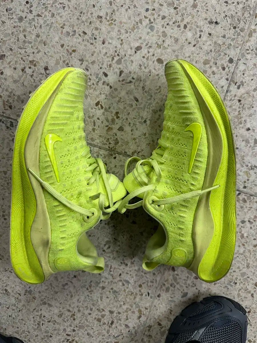  NIKE ナイキ インフィニティ ラン 4 260 その他 武道 格闘技