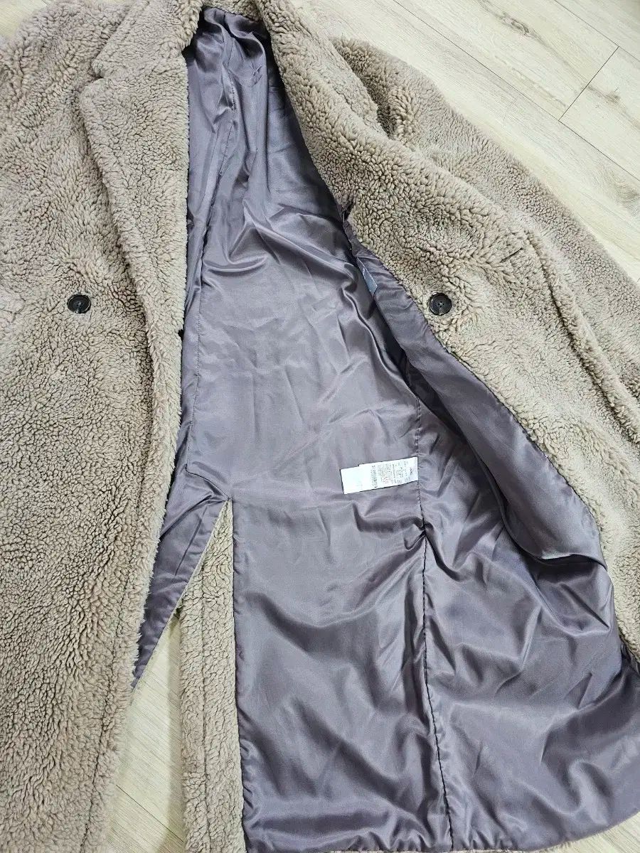 ウニ丸さま　NIKE オフホワイト　GORE-TEXジャケット　XL ウニ丸さま NIKE オフホワイト GORE-TEXジャケット XL OFF WHITE x