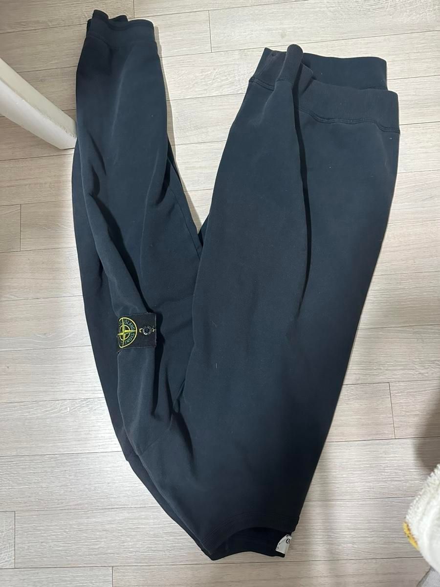【雷市場（ポンジャン）商品韓国直送】STONE ISLAND(ストーンアイランド) パーカー ss xl