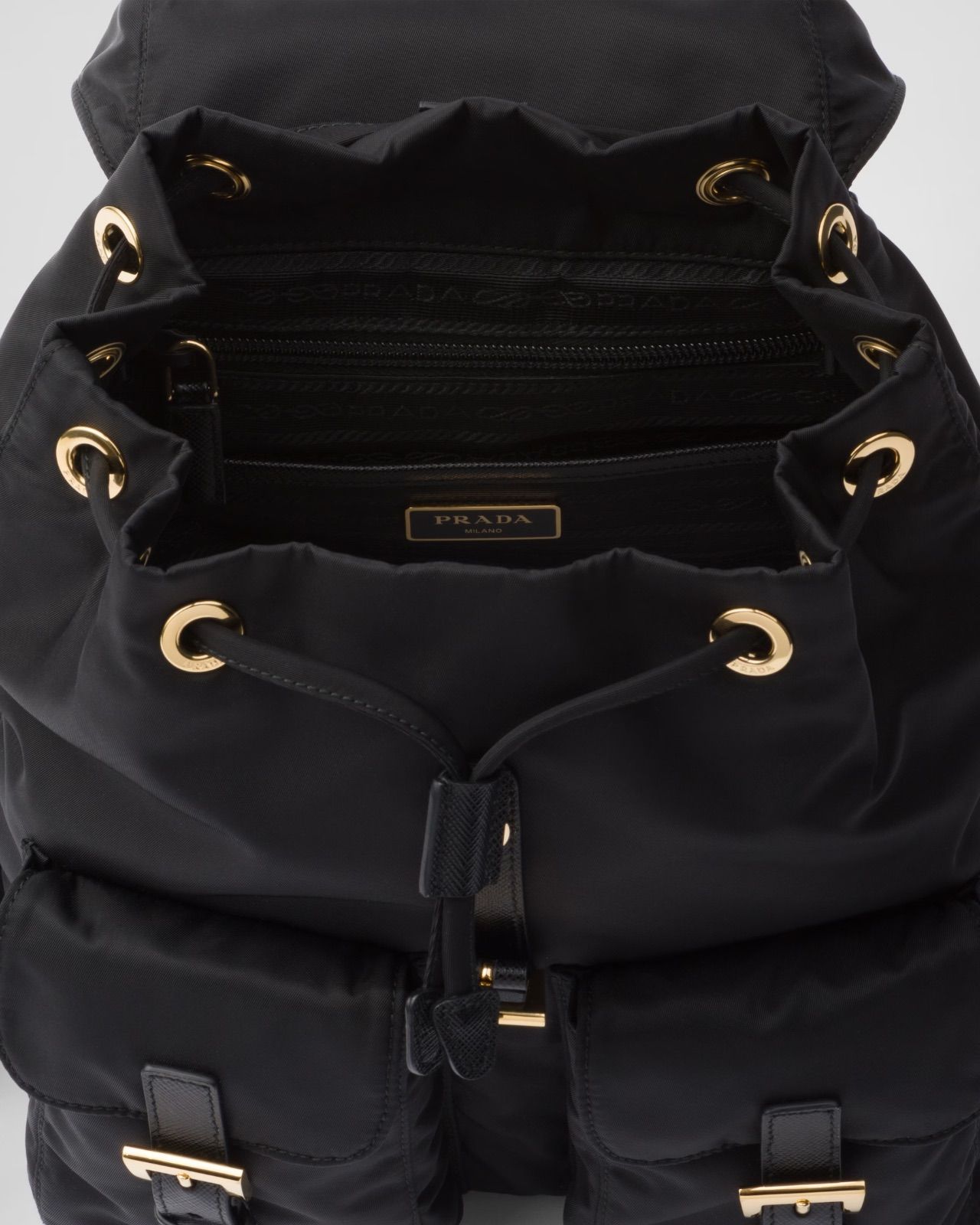 【PRADA】Re-Edition 1978 Re-Nylon スモール バックパック Prada Re-Edition 1978 Small Re-Nylon Backpack | Saks Fifth
