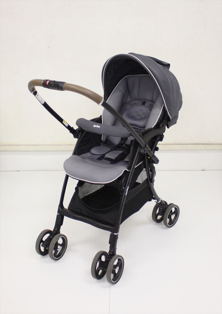 ラクーナクッション AD グレー 2134940 アップリカ 軽量オート4輪べビ－カー 生後1ヶ月～ クリーニング済み C1416263
