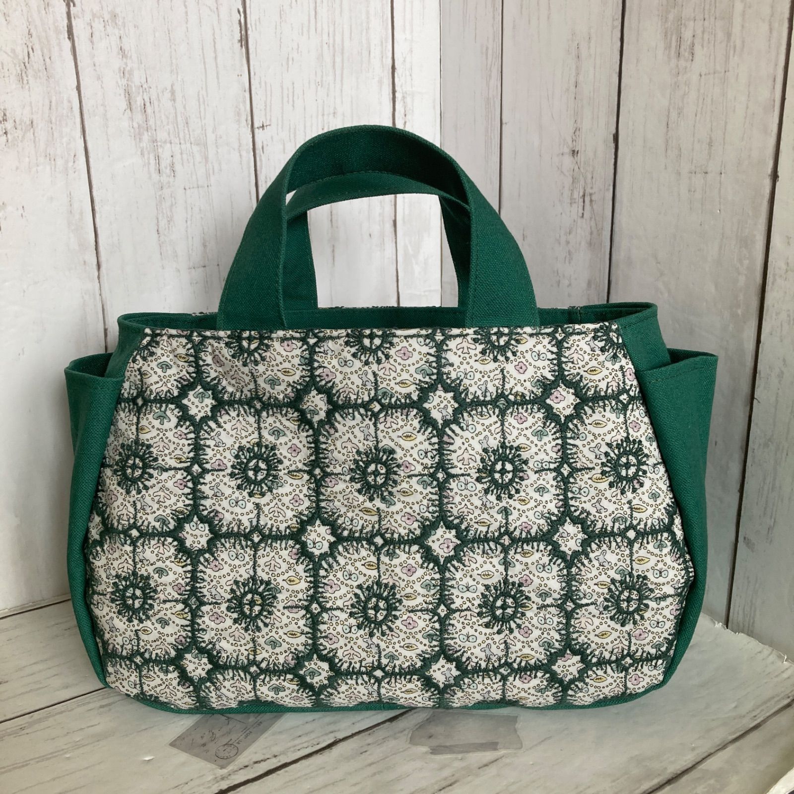 ハンドメイド ミナペルホネン アネモネforest wave プランプ