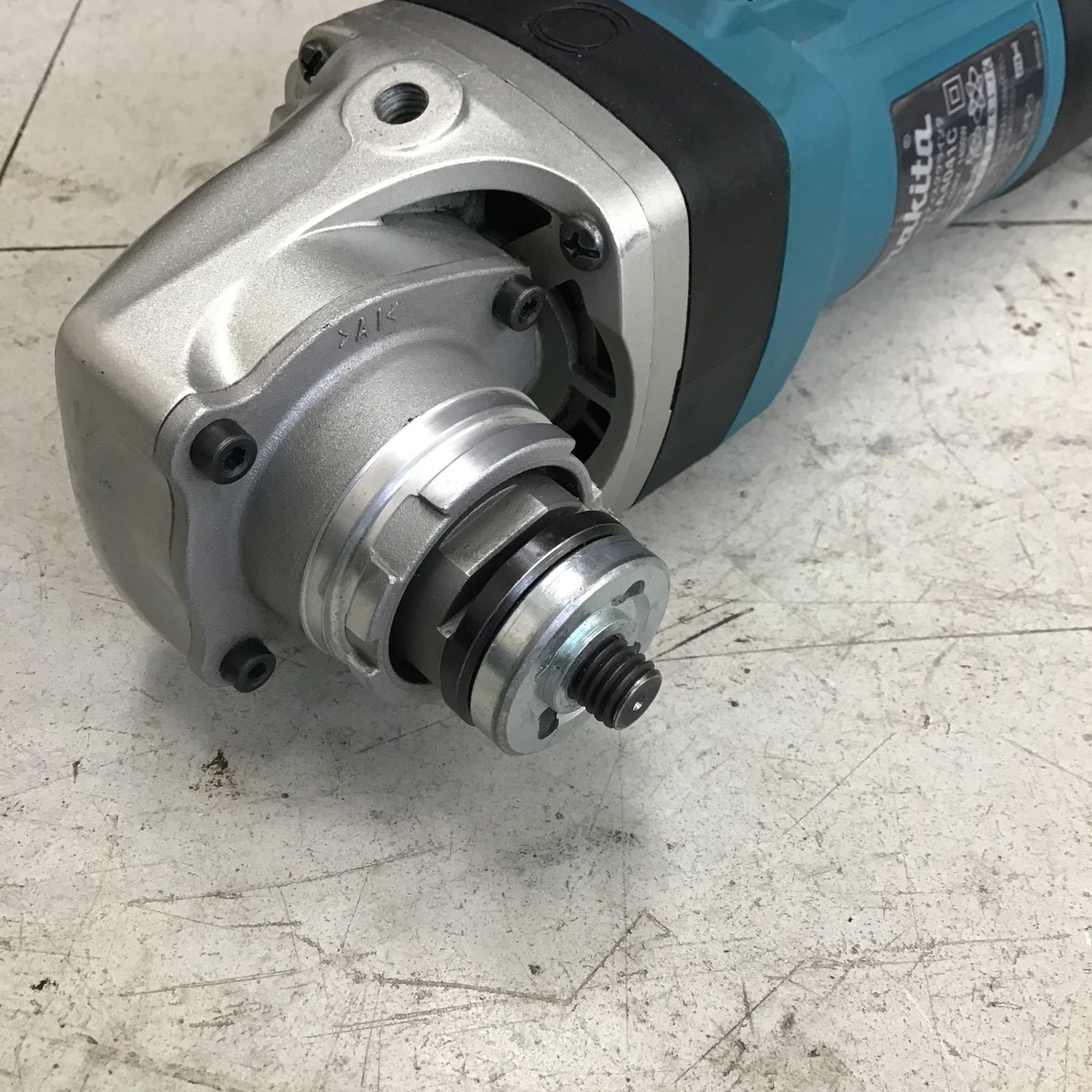 (2) 中古 マキタ 電子 ディスクグラインダ GA4041C 刄おまけ付き 中古品マキタ⁄makita 100mm電子ディスクグラインダ GA4041C 鴻巣店