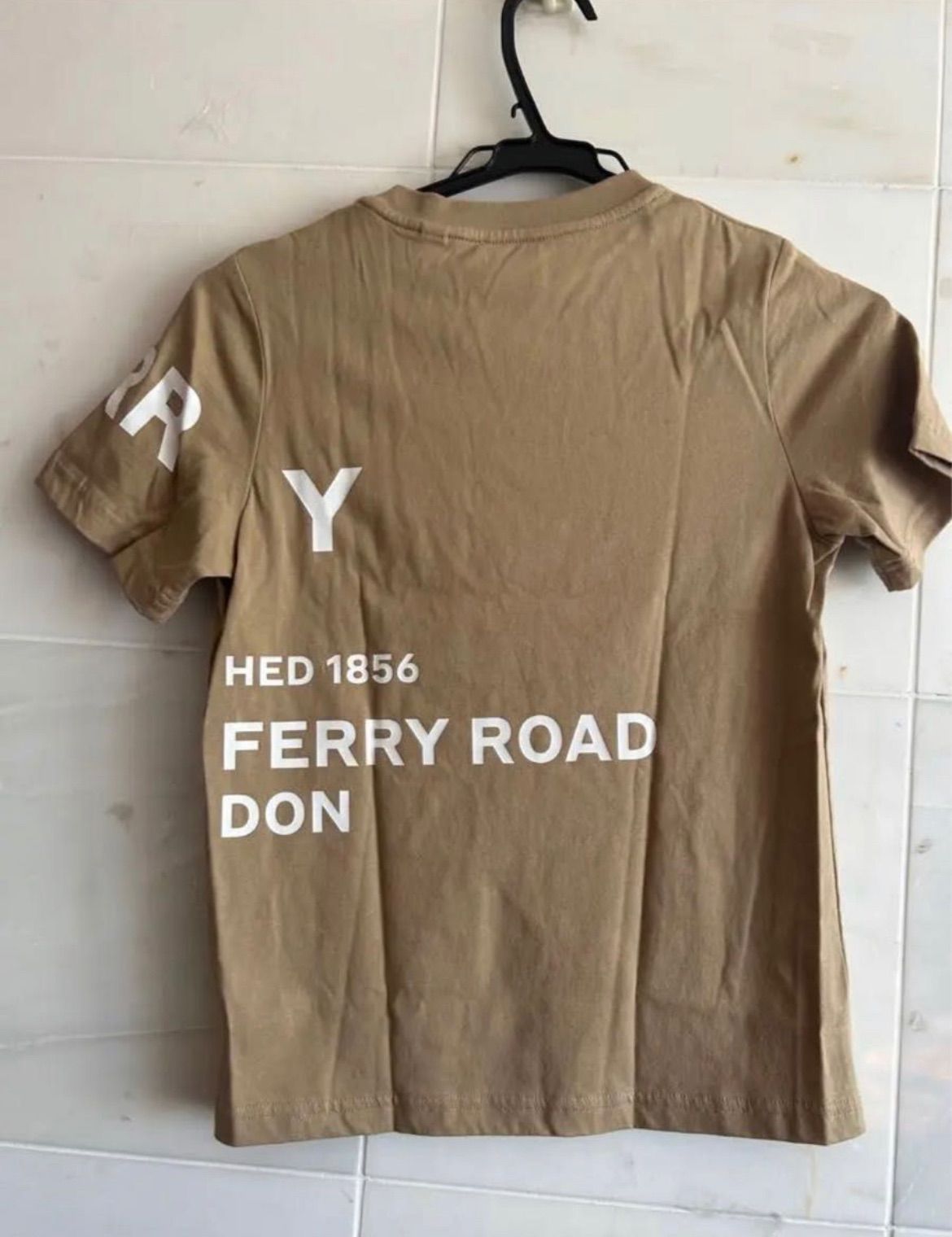 BURBERRY/10y 137-140cm Tシャツ 半袖 ベージュ ロゴ半袖 - se