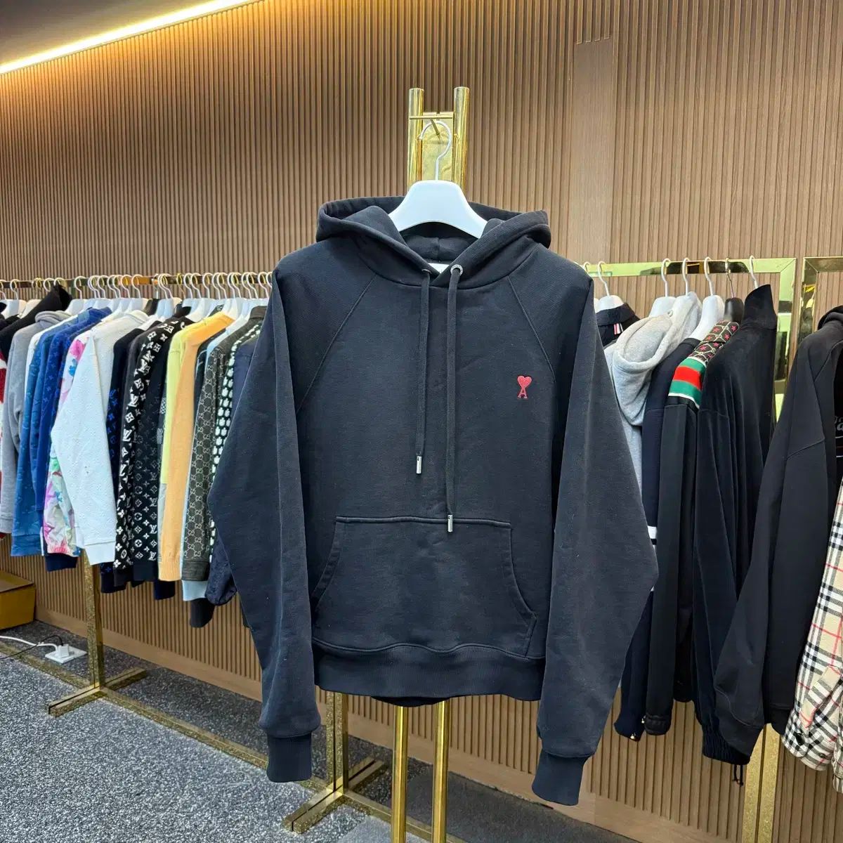 （ S ) あみ スモールハート フード付きTシャツ