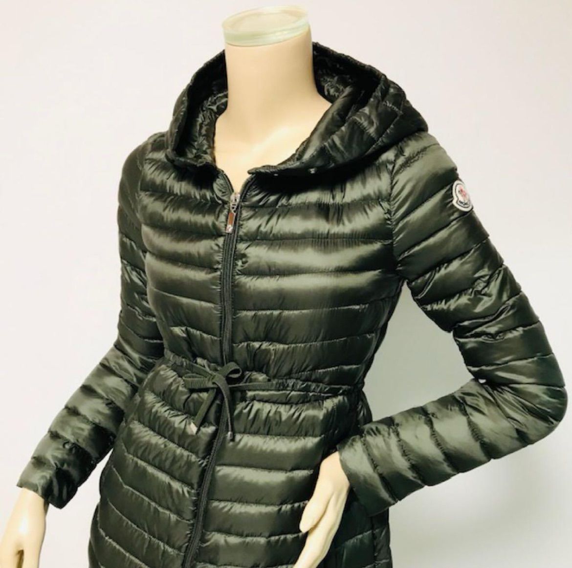 美品☆MONCLER・モンクレール BARBEL レディース ブランドアイコン