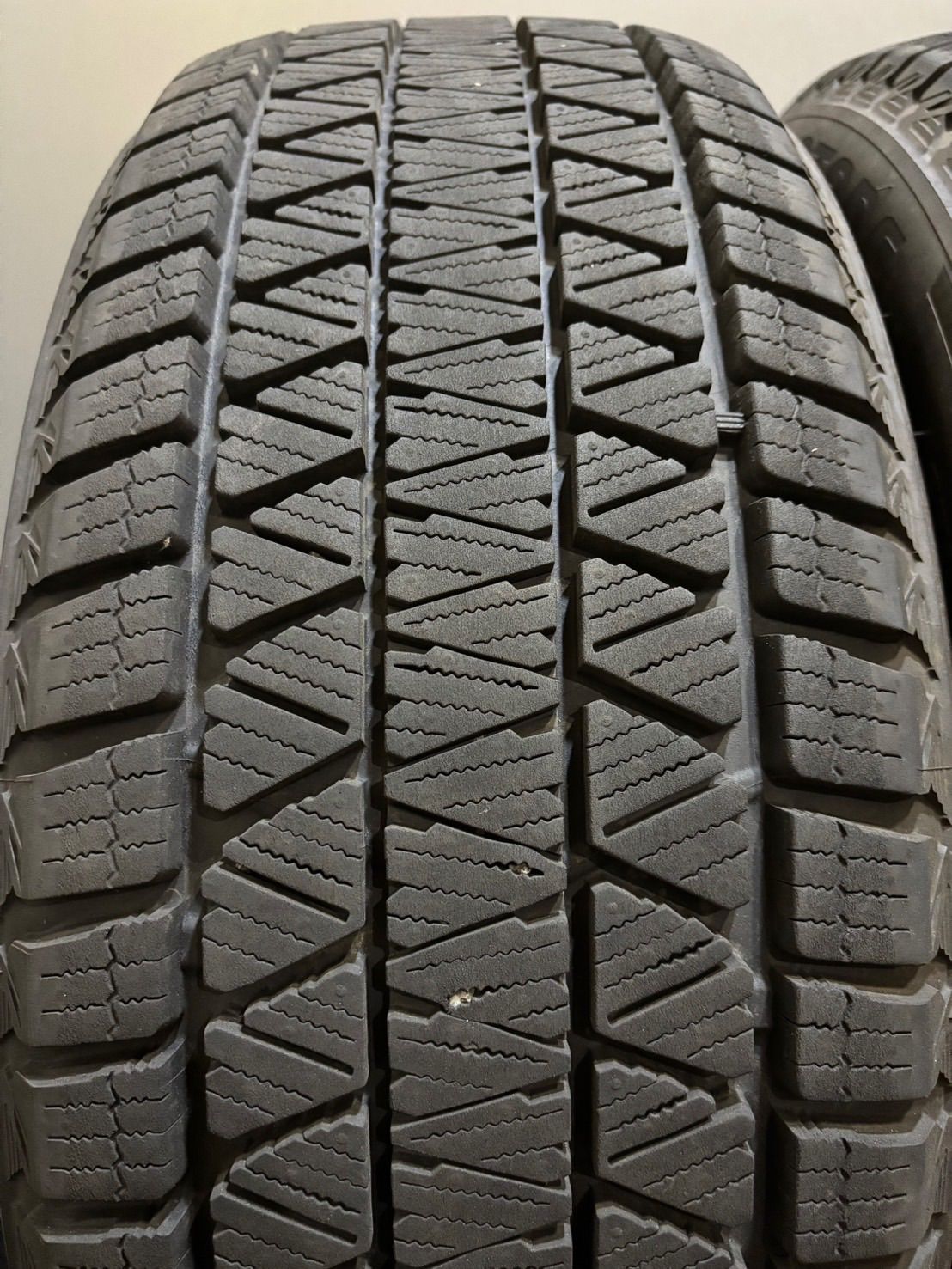 BS BRIDGESTONE BLIZZAK DM-V3 225/55R18 18インチ スタッドレス 4本