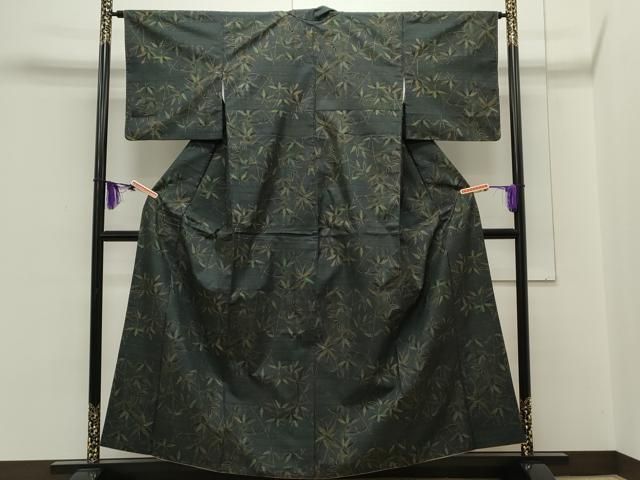 平和屋着物○本場大島紬 7マルキ 泥染め エ霞笹竹文 証紙付き