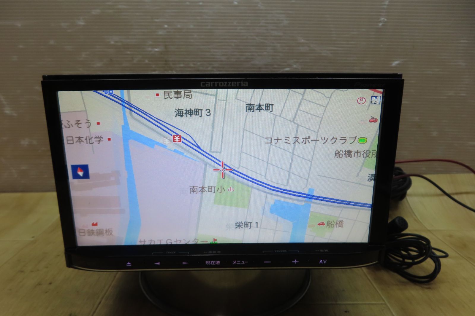 F1311/カロッツェリア　AVIC-MRZ90　メモリーナビ　地図2009年　地デジTVワンセグ内蔵　Bluetooth内蔵　CD DVD再生OK　配線セット付