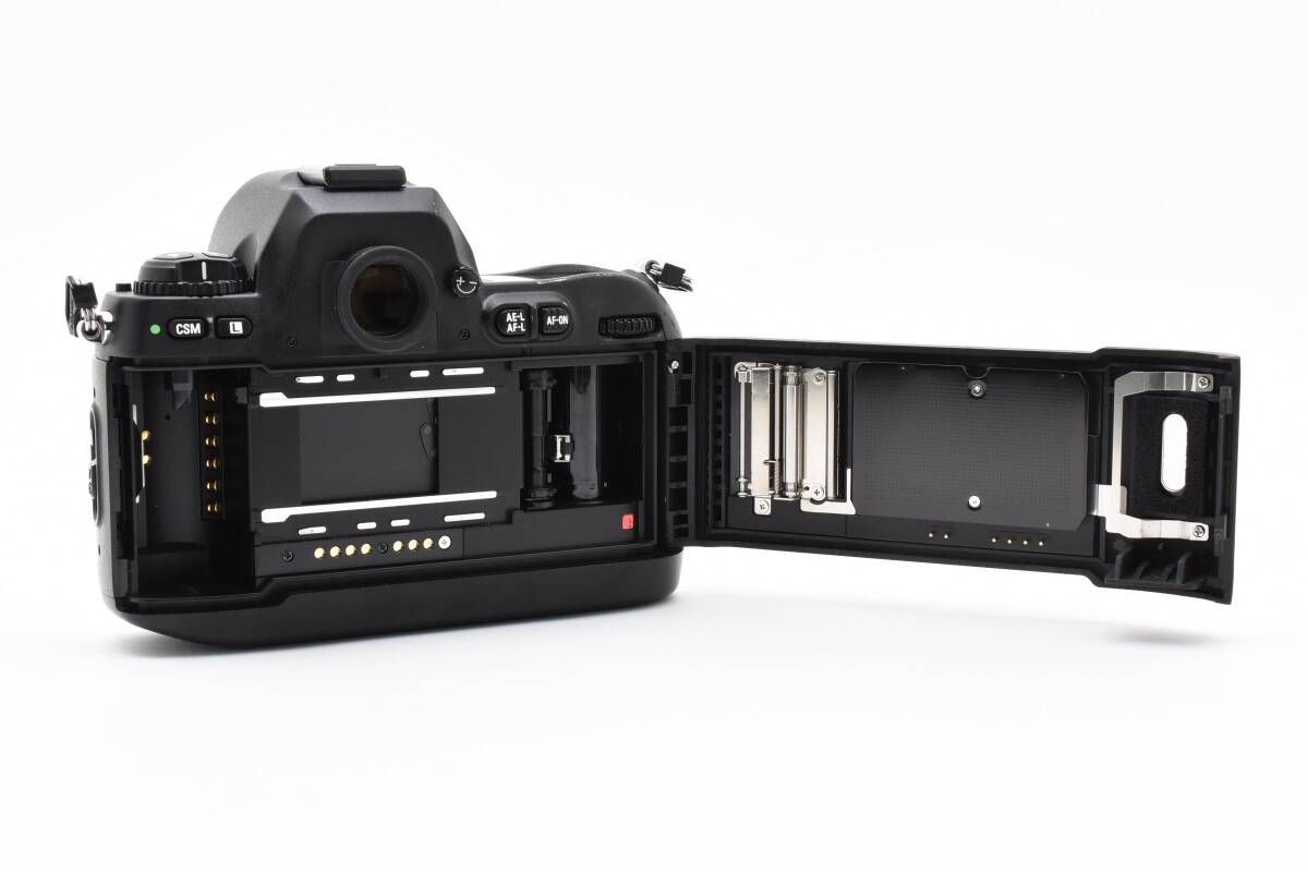 ☆ニコン Nikon F100 ボディ AF フィルムカメラ Fマウント