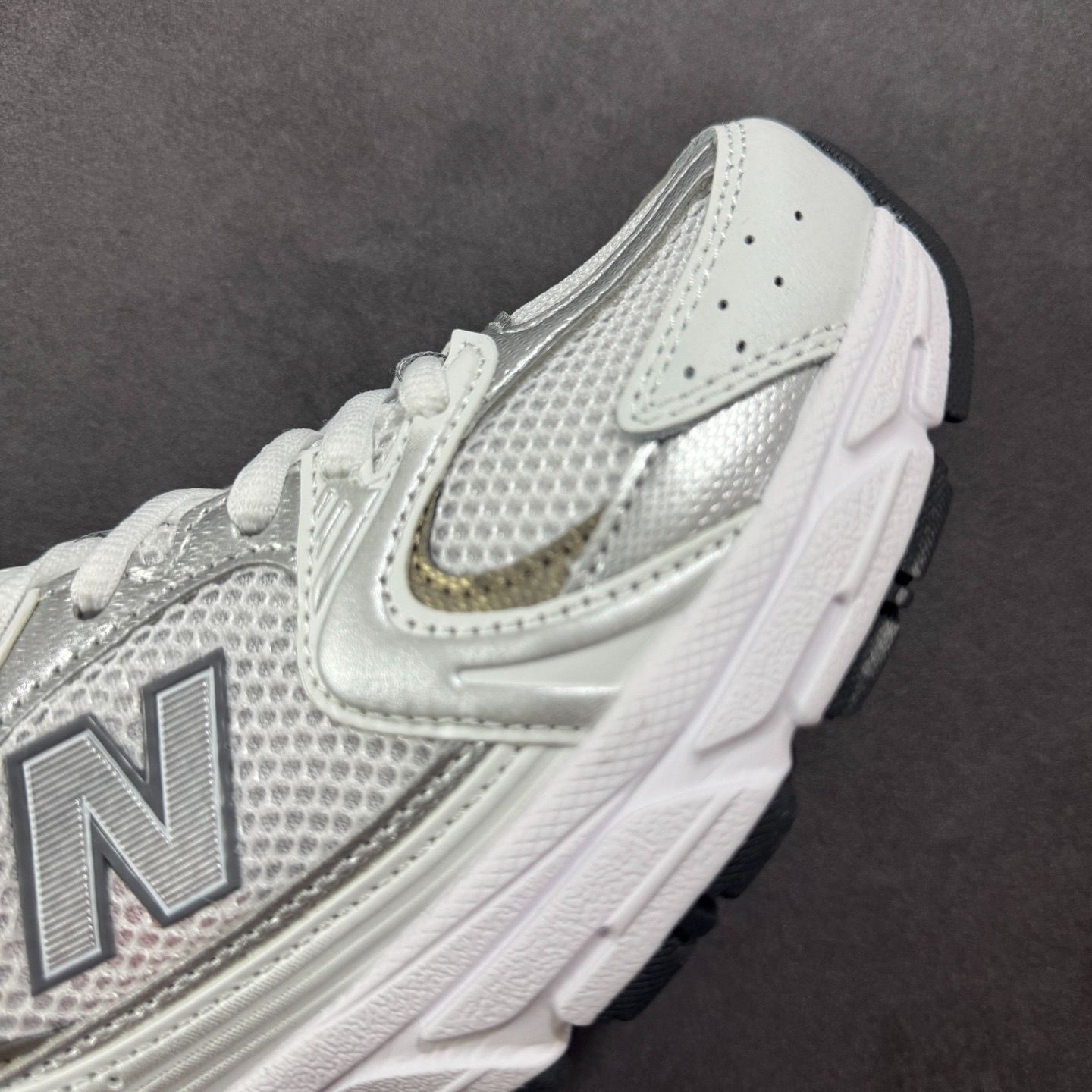 NEW BALANCE(ニューバランス）MR530AD ◆ 24cm~28cm 楽天市場】NEW BALANCE MR530AD WHITE SILVER width D