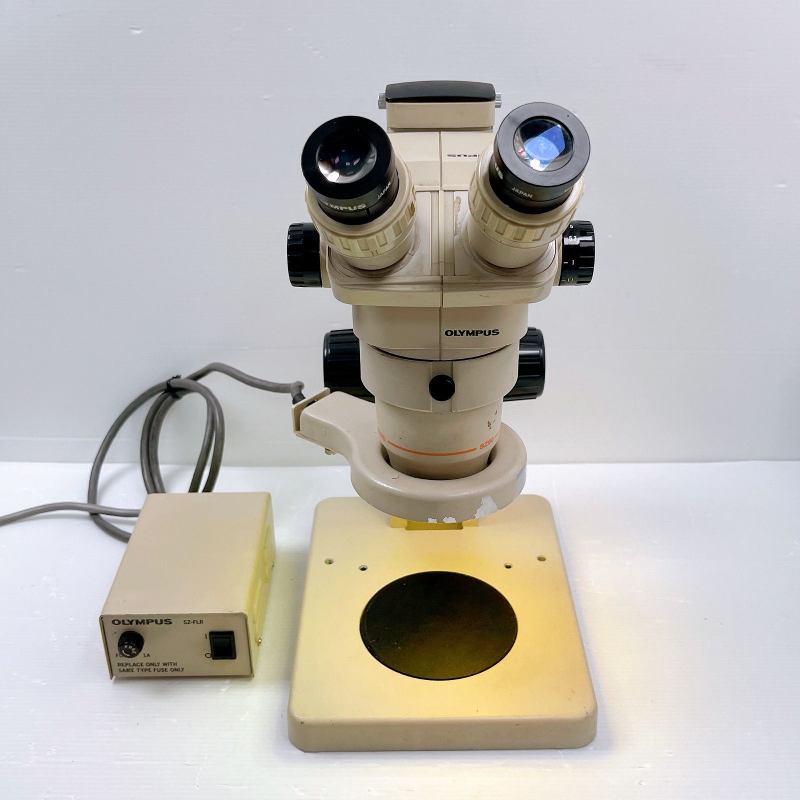 オリンパス 実体顕微鏡 SZ60 通電 済み OLYMPUS 現状品 オリンパス 顕微鏡 sz60 sz-flr