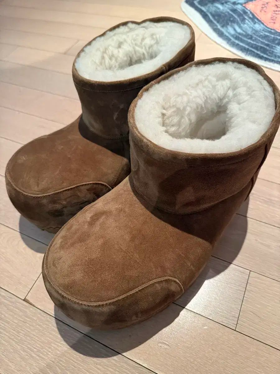 BALENCIAGA アラスカファーショートブーツ42 Balenciaga Alaska boots