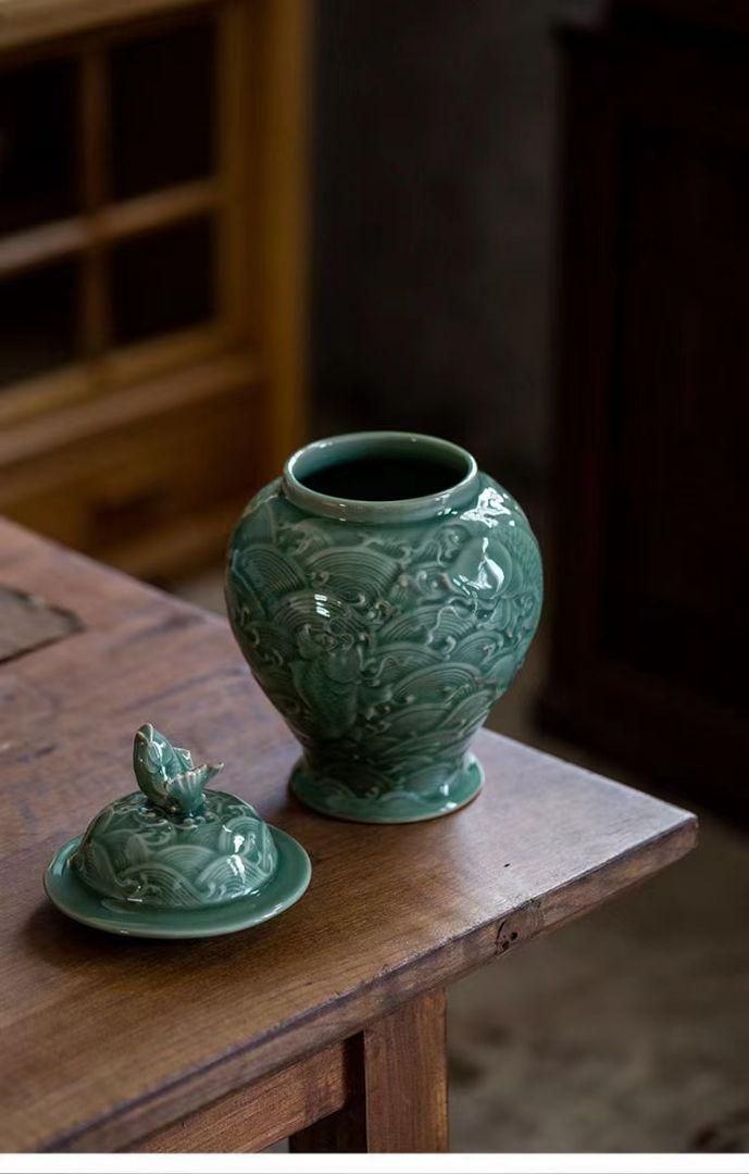 青磁の壺 お茶の缶 茶道具 香道具 装飾品 工芸品 美術品 置物 青磁の壺 お茶の缶 茶道具 香道具 装飾品 工芸品 美術品 置物