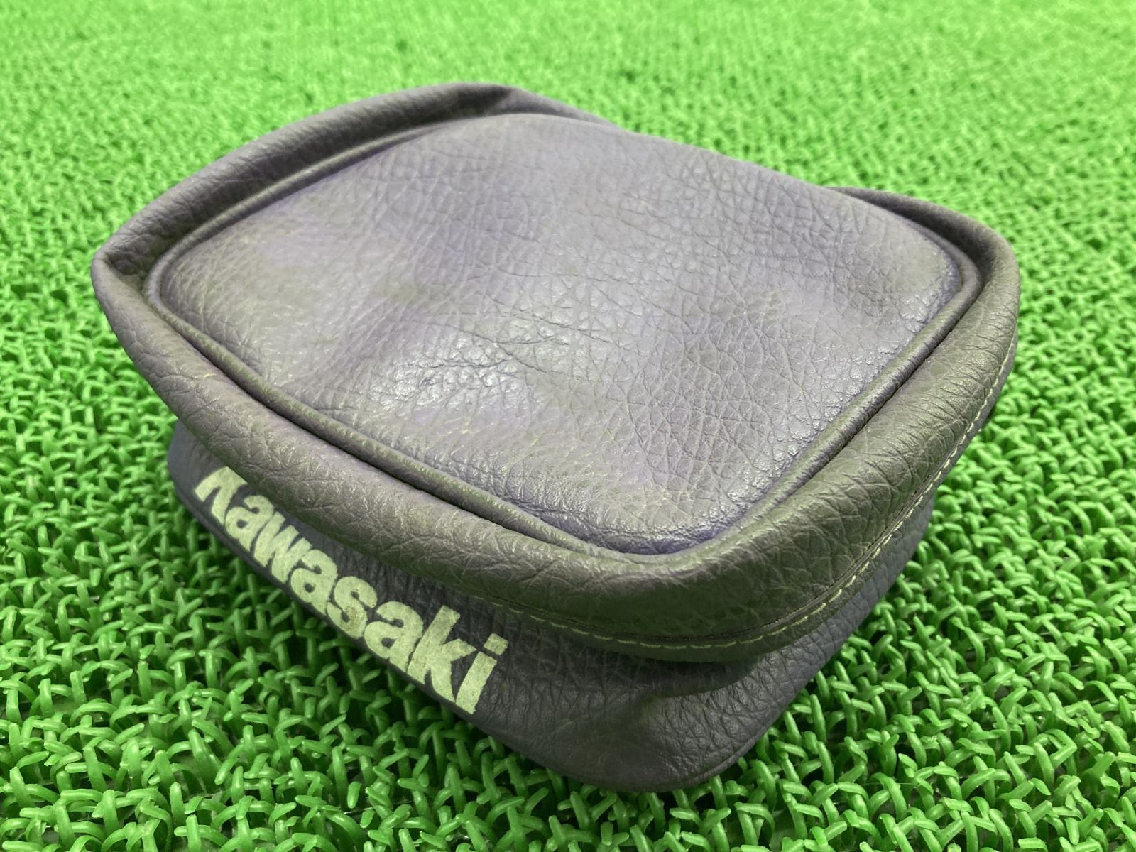 KLX250 リアポーチ 紫 カワサキ 純正 中古 バイク 部品 LX250E