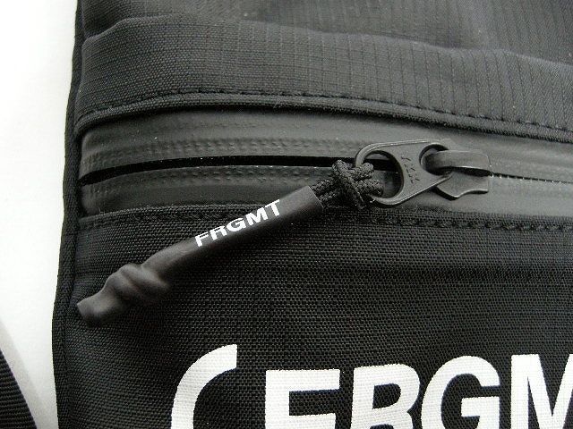 □新品 本物□モンクレール GENIUS FRAGMENT サコッシュ SACOCHE A