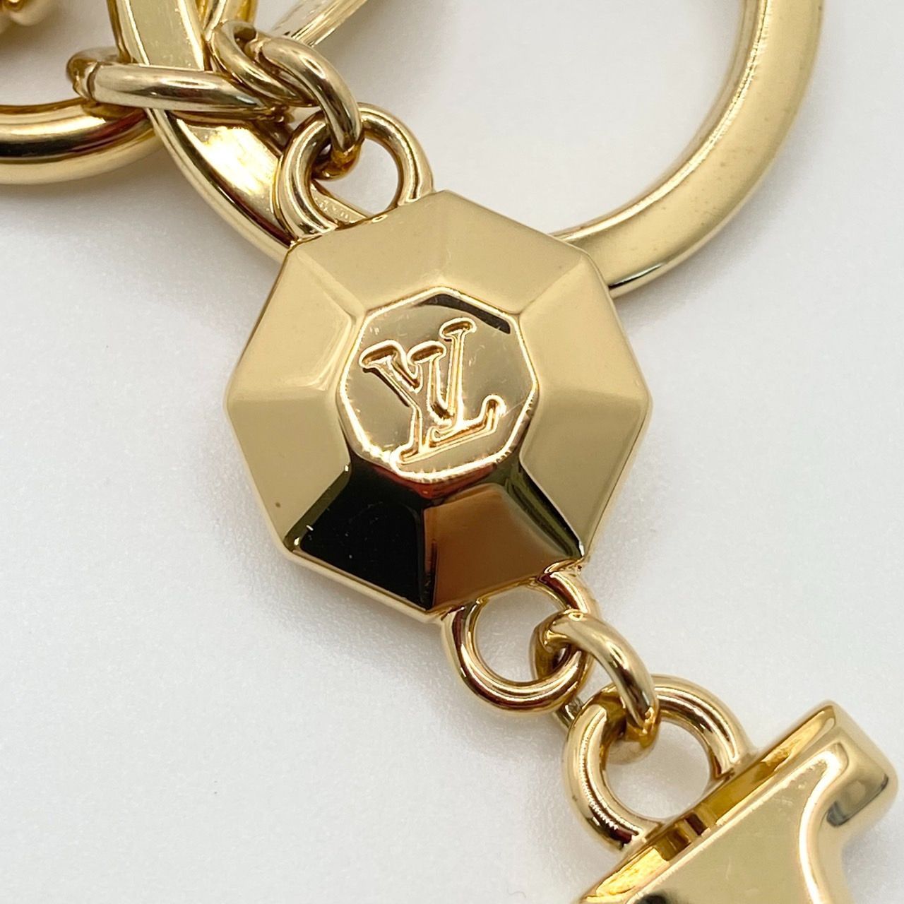 【極美品】ルイヴィトン キーホルダー・LV ファセット ゴールド M65216 美品 LOUIS VUITTON ルイヴィトン キーホルダー ポルト クレ LV