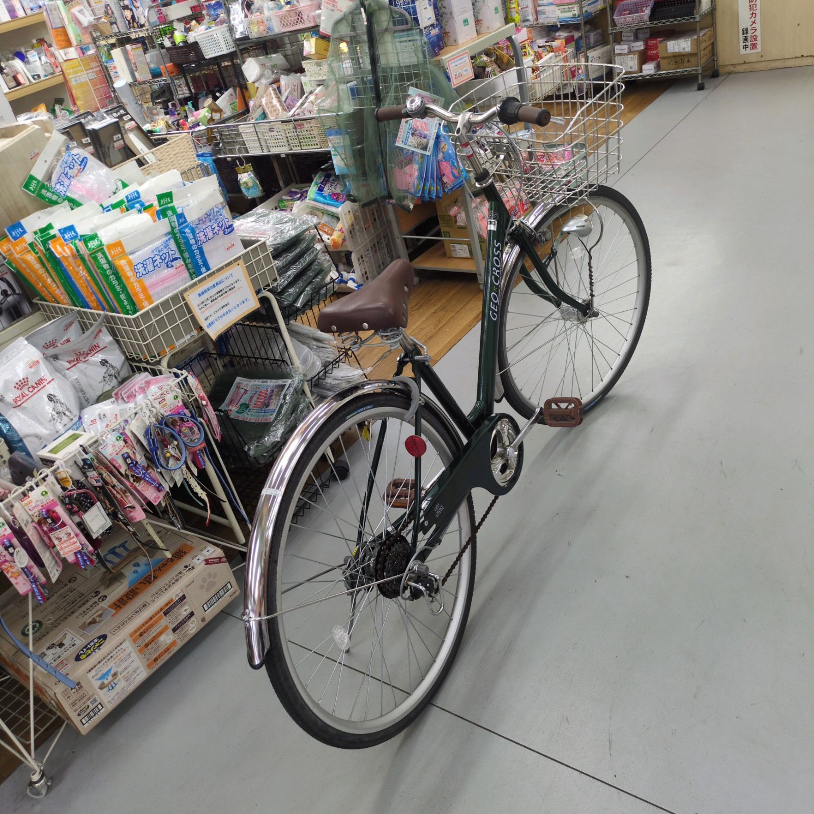 J327 ☆多少サビキズ使用感有り☆軽快自転車☆GEO CROSS☆6段☆LED