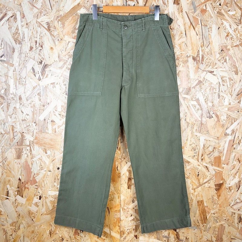 60s U.S.ARMY ベイカーパンツ VINTAGE OG-107 サイドアジャスター 緑 平ボタン ミリタリー ユーティリティパンツ 60年初期 古着 b25060110 ミリタリーパンツ