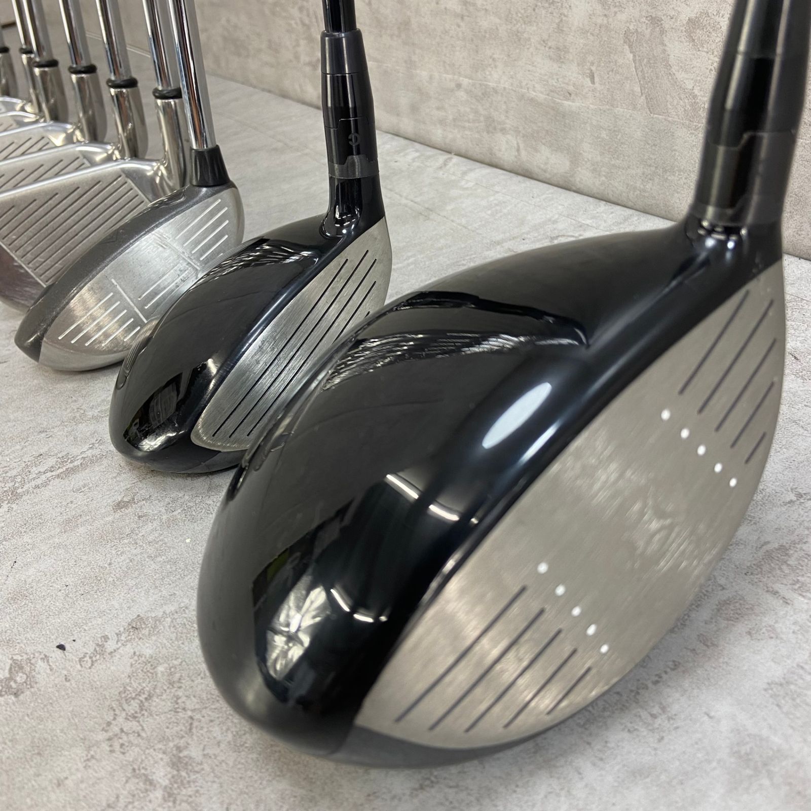 Callaway　キャロウェイ　メンズゴルフ14本セット　右利き用　キャディバッグ　ヘッドカバー　初心者おすすめ　入門用