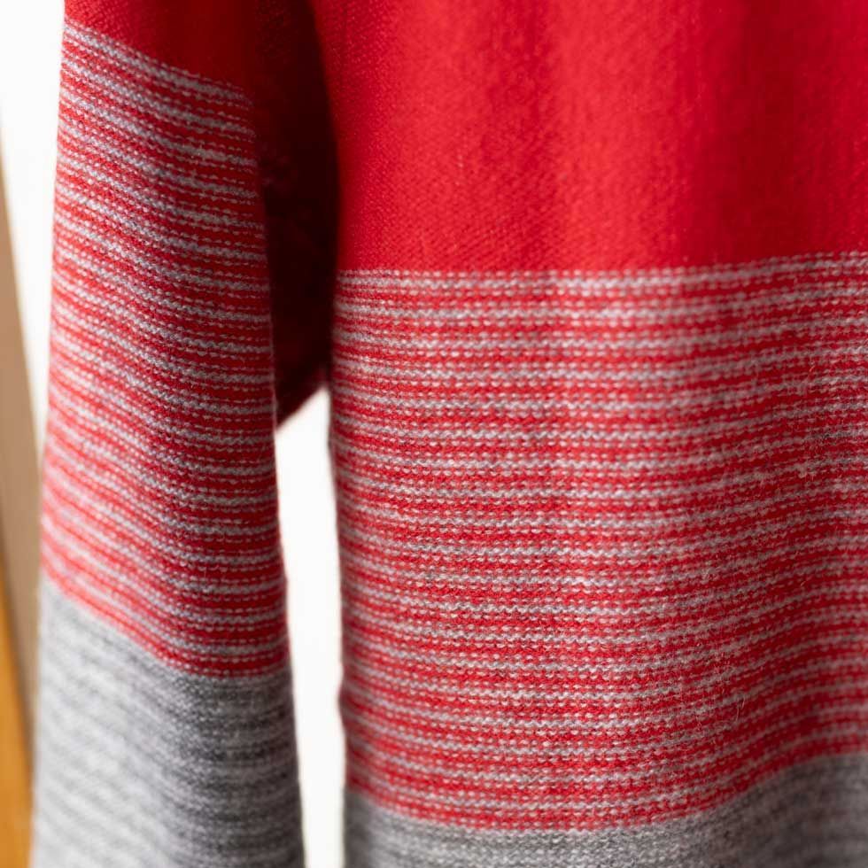 カシミヤ100％グラデ―ションナローボーダーカーディガン