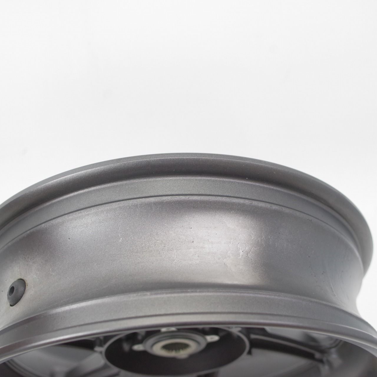 純正 リアホイール