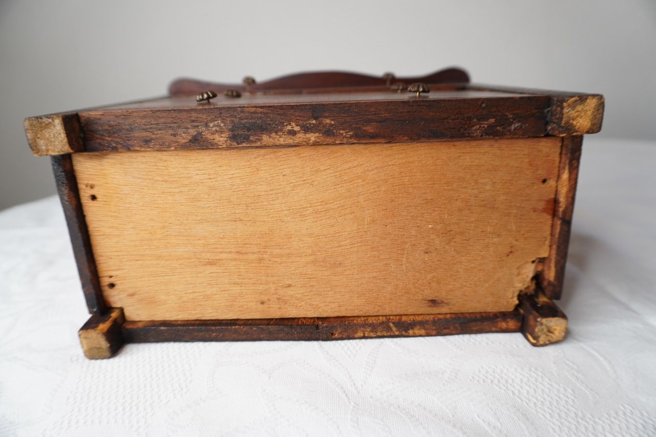 フランス アンティーク 木製 人形用 家具 ストア キャビネット②