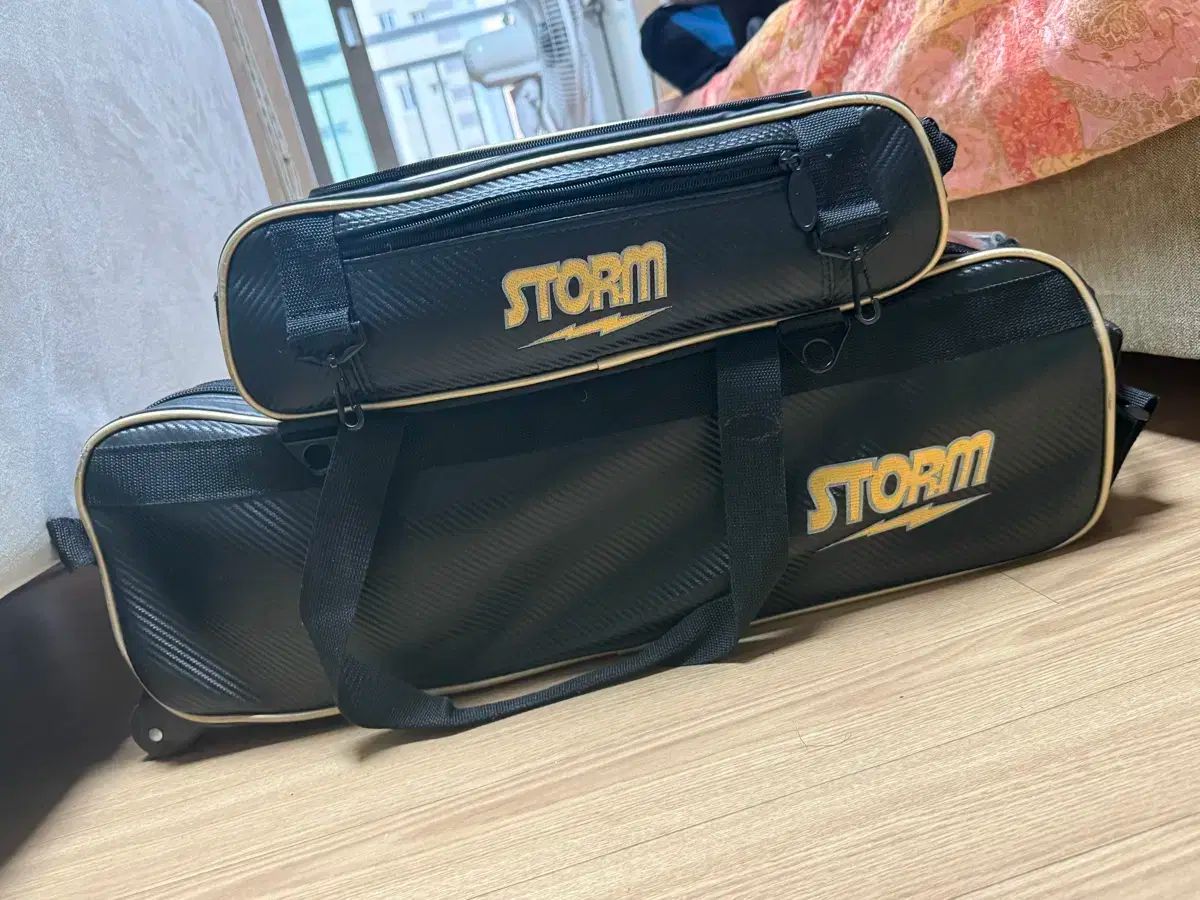 <ボウリングボール バッグ > ストーム 3 ボールバッグ 販売