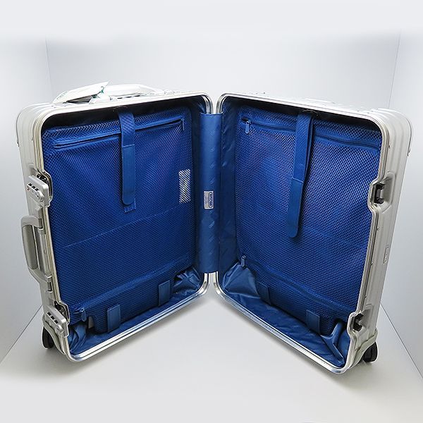 【極美品】■リモワ ■RIMOWA■トパーズ ■TOPAS■45L■シルバー■ RIMOWA [正規品]送料無料 5年保証付き 923.56.00.4 スーツケース