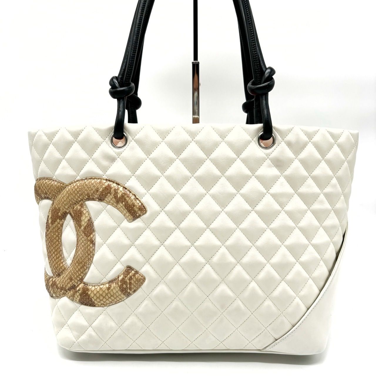 い*♡様 CHANEL ホワイト キルティングトートバッグ chanel