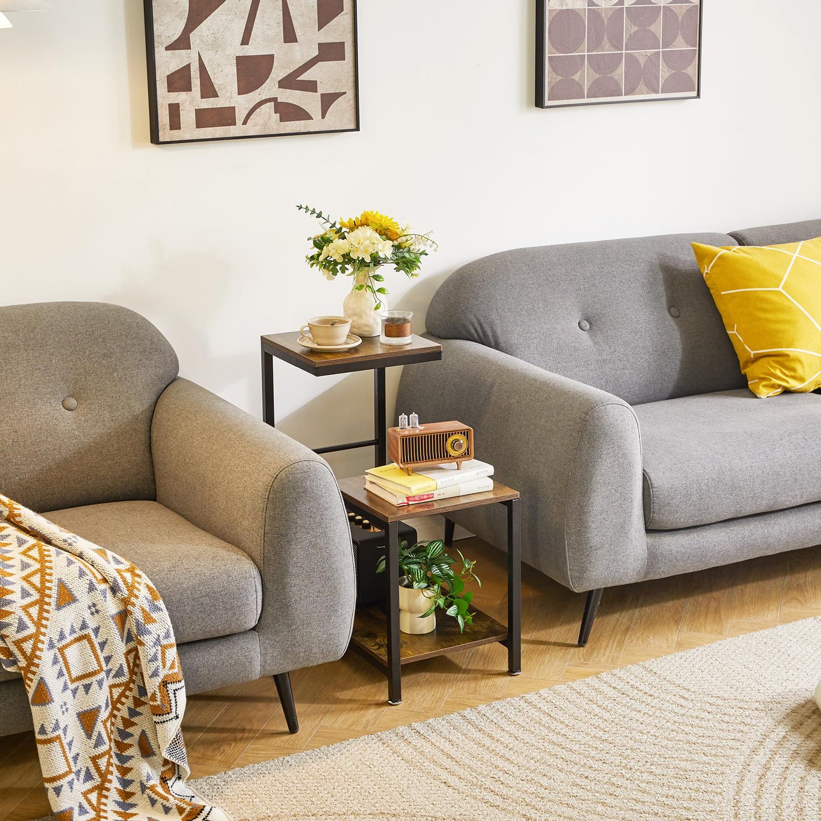 Aibiju サイドテーブル おしゃれ G字ラック 3段 オープンシェルフ ナイトテーブル スリム ベッド横 ソファ 寝室 収納棚 アジャスター付 60×30×64cm ヴィンテージ YD-TM053H