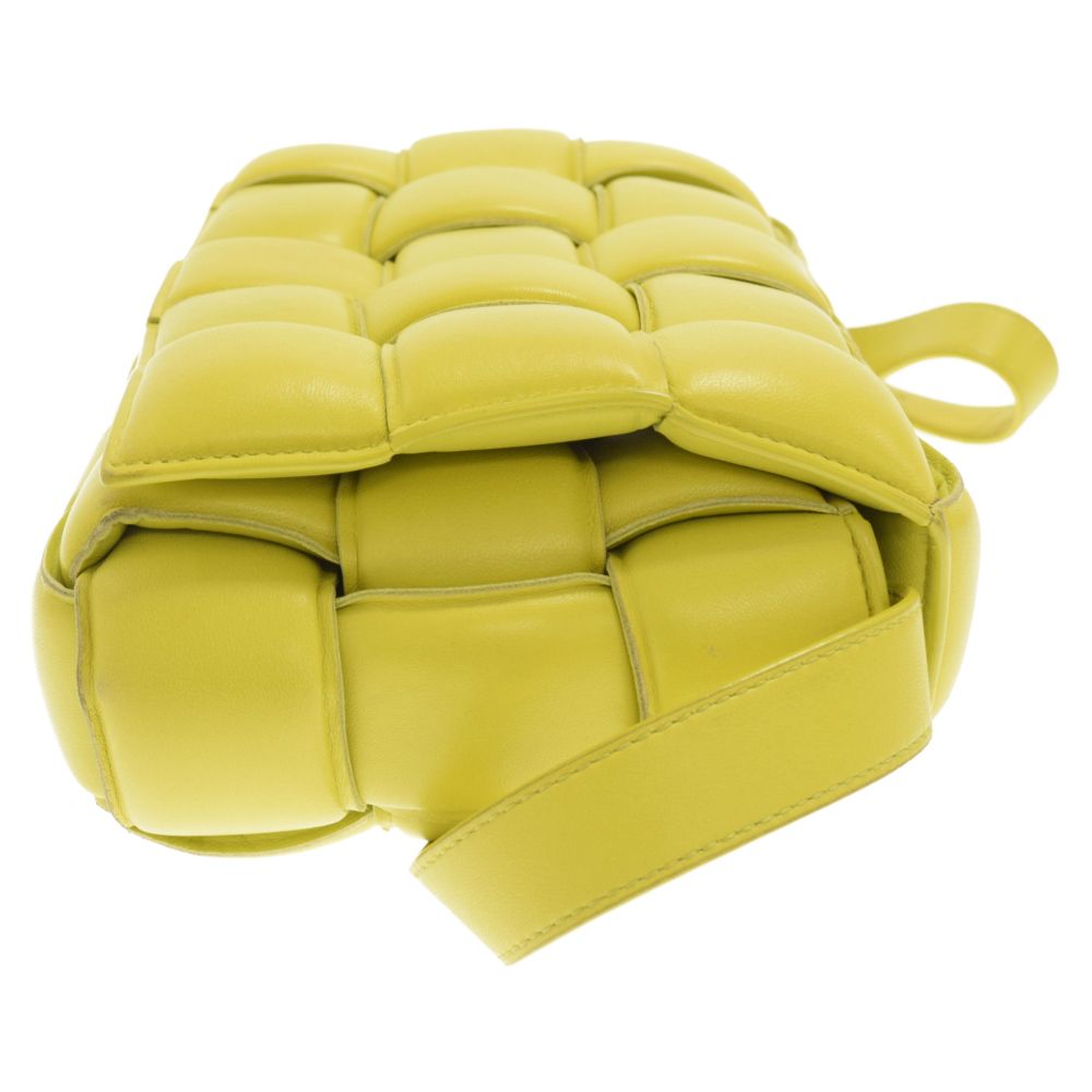 BOTTEGA VENETA (ボッテガヴェネタ) マキシイントレチャート パデッド  