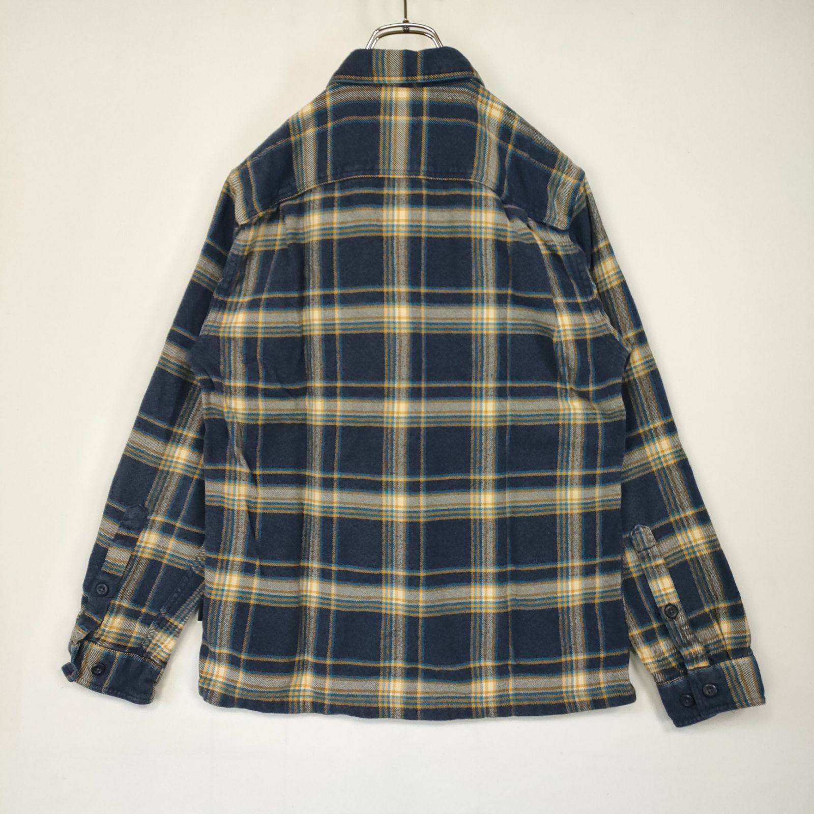 Patagonia ネルシャツ ネイビー　オーガニックコットン　Mサイズ Patagonia ネルシャツ ネイビー オーガニックコットン Mサイズ - s