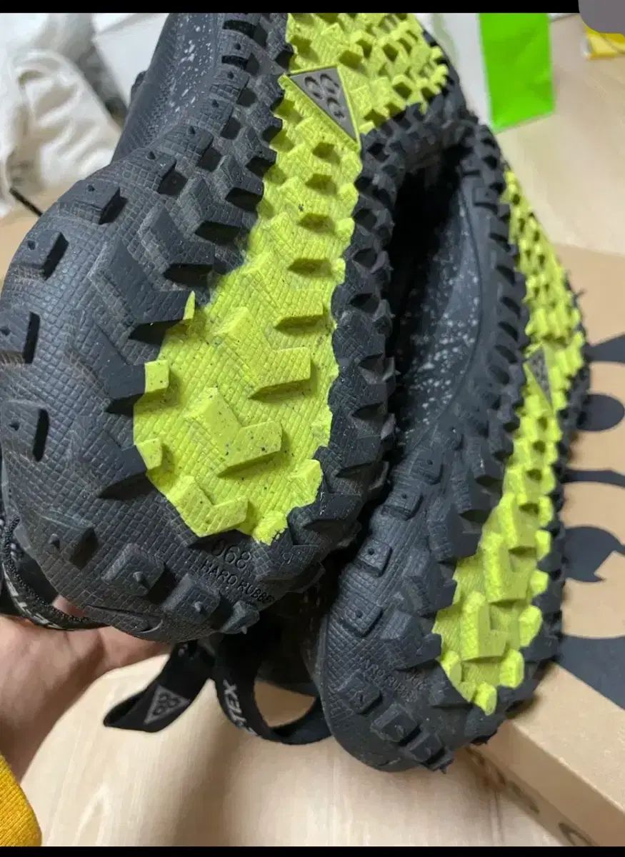 NIKE ナイキ ACG マウンテン フライ 2 ロー HRDEVELOPMENT_JP