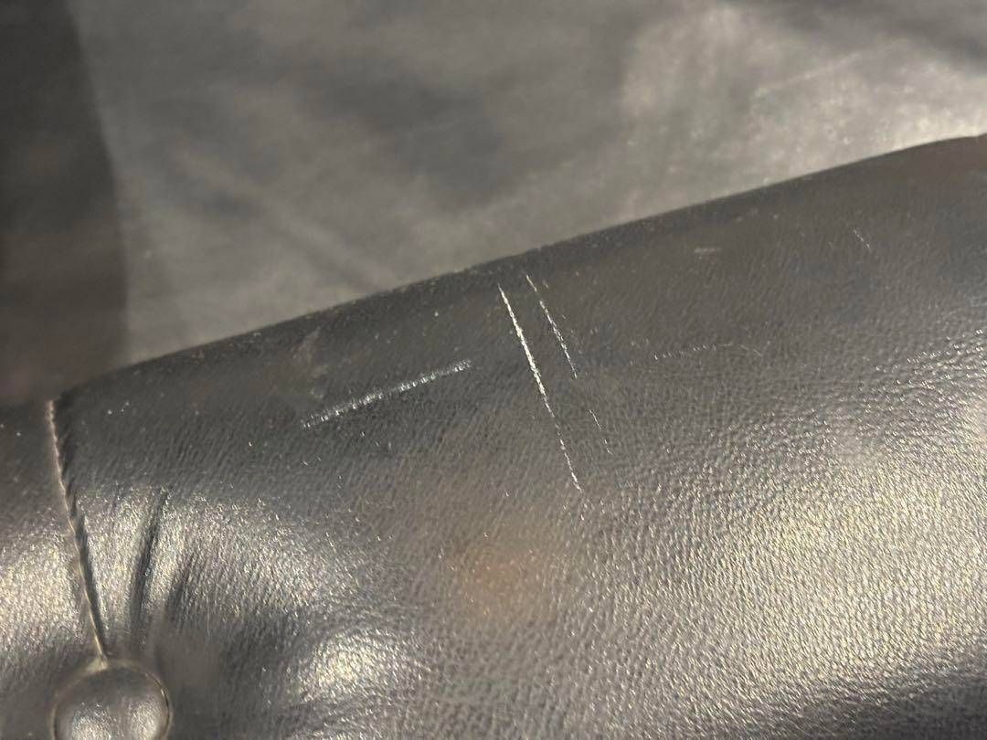 本革 リベット打ち