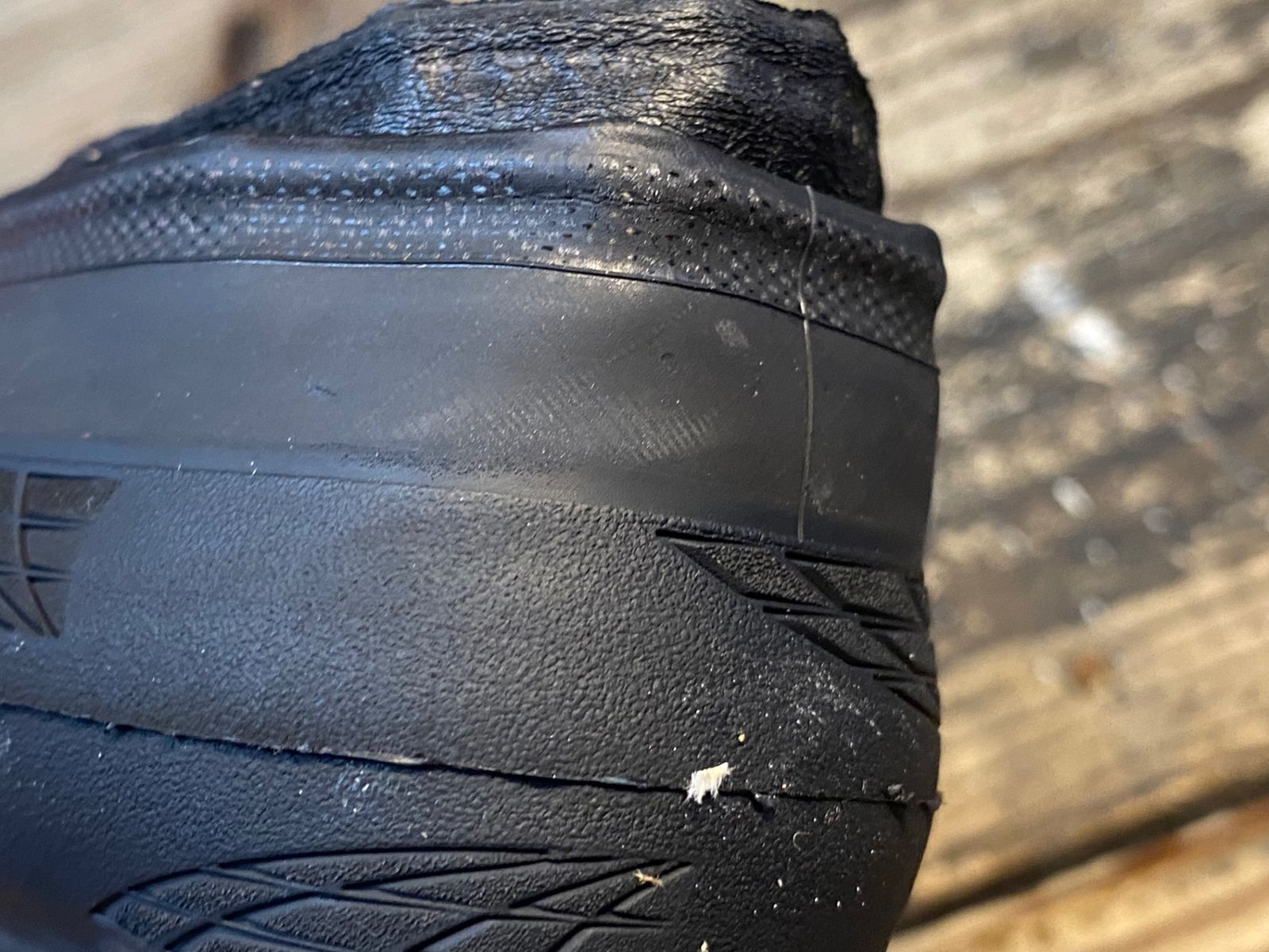 コンチネンタル CONTINENTAL