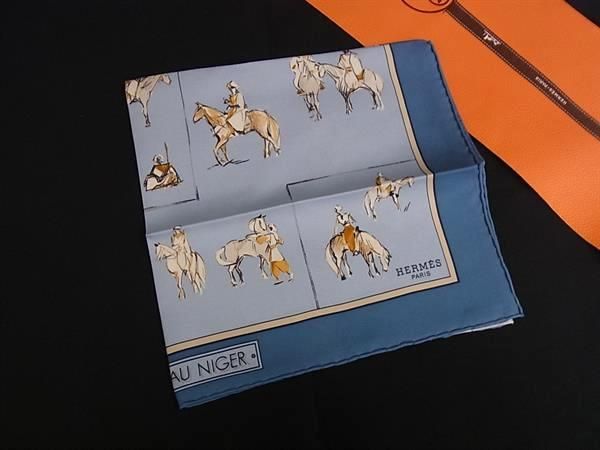 【王道✨】エルメス スカーフ ニジェールへの旅 カレ45 VOYAGE シルク 楽天市場】極美品 HERMES エルメス カレ45 VOYAGE AU NIGER