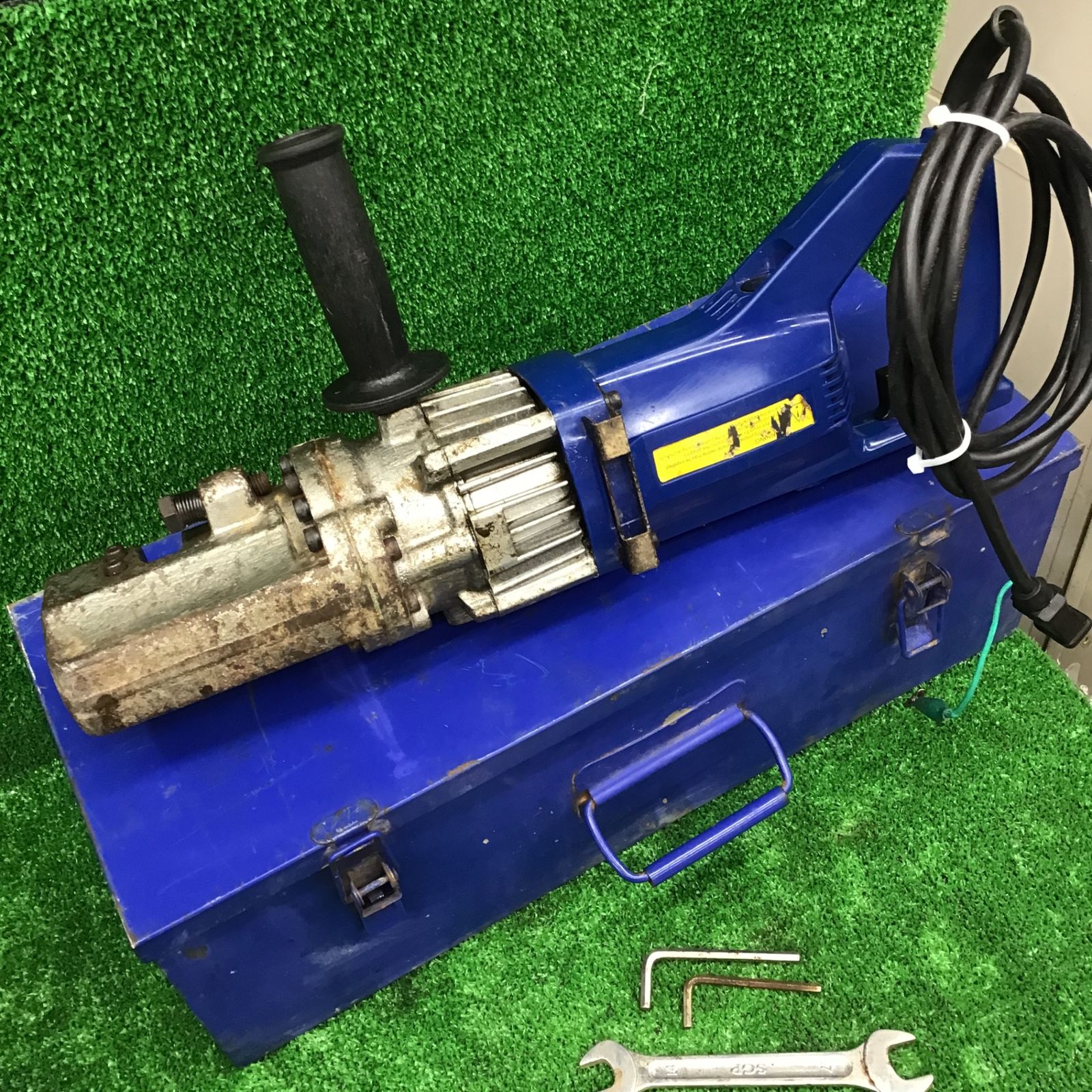 メーカー不明 鉄筋カッター RC-16【桶川店】 - メルカリ