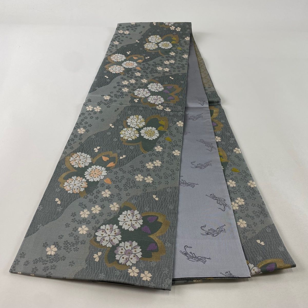 袋帯 美品 名品 さくら百選 桜 花びら 箔 灰緑 六通 正絹 【中古