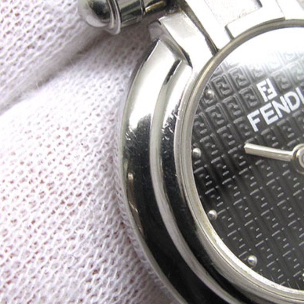 FENDI (フェンディ) 腕時計 750L 黒文字盤 ズッカ柄 クォーツ