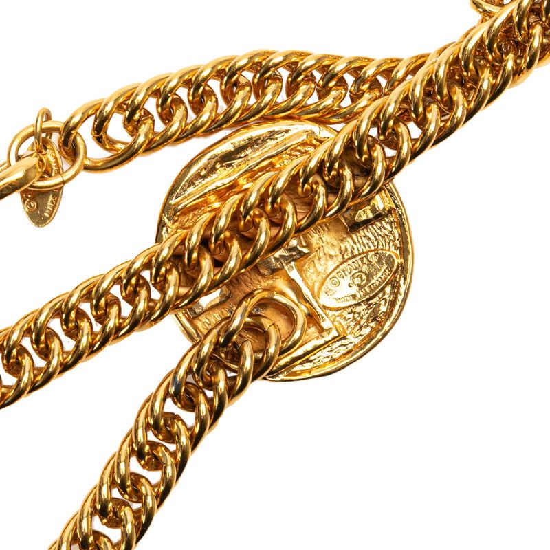 CHANEL Paris Vintage Goldplated Clip on Earrings With Faux